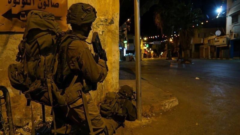 الاحتلال ينفذ حملة اعتقالات طالت أكثر من 50 فلسطينيا في الضفة