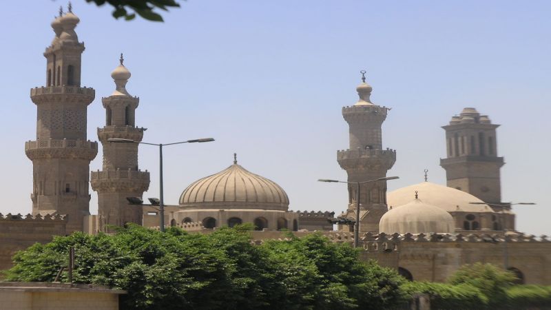 الأزهر يدين "الحادث الإرهابي" في فرنسا