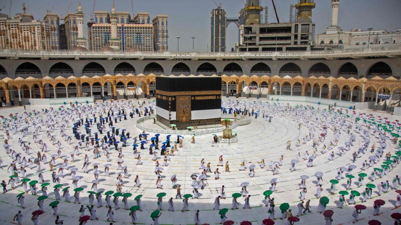 دون أخذ لقاح "كورونا".. لا حجّ هذه السنة!