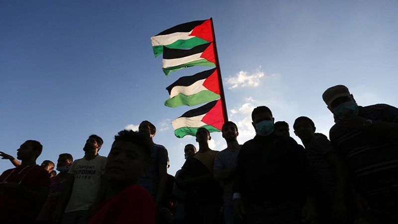 الفصائل الفلسطينية في &quot;يوم الأرض&quot;: للتمسك بخيار المقاومة