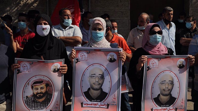 أسرى &quot;الجبهة الشعبية لتحرير فلسطين&quot; ينتفضون بوجه العدو