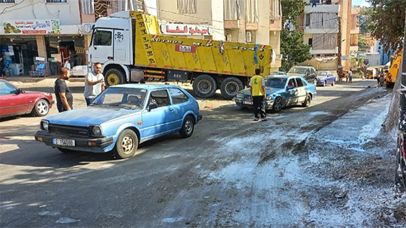 تلبيةً لنداء الأهالي.. حزب الله يبادر لرفع النفايات في صيدا