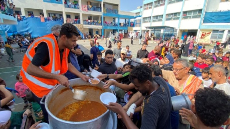 بسبب الجوع.. أطفال غزّة يتحوّلون إلى هياكل عظمية