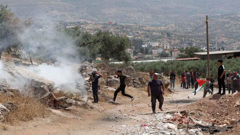 فلسطين: مواجهات مع قوات الاحتلال في بلدة بيتا جنوب نابلس