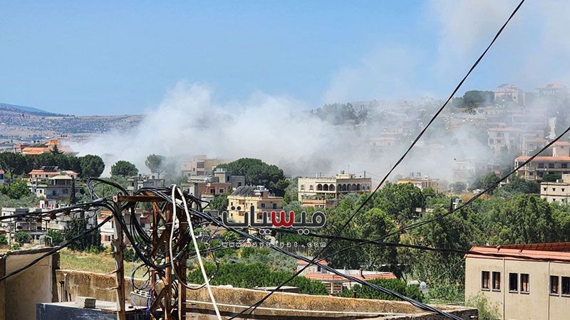 الطيران المعادي يغير على بلدة ميس الجبل بعد مغادرة الأهالي الذي أدوا صلاة العيد في مسجدها