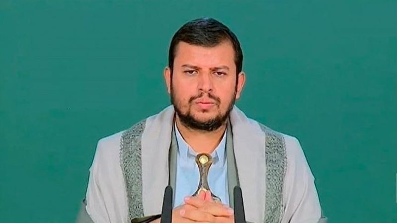 السيد الحوثي: الرد الحتمي على العدوان "الإسرائيلي" الذي استهدف خزانات الوقود في ميناء الحديدة لا بد منه وهو آتٍ بإذن الله