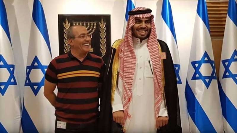 حكومة العدو تحذر الرياض من المساس بالمطبع السعودي محمد سعود